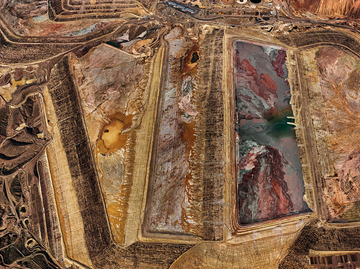 Edward Burtynsky, Morenci Mine #2, Clifton, Arizona, USA, 2012, pigment inkjet print. Courtesy of the artist and Nicholas Metivier Gallery, Toronto