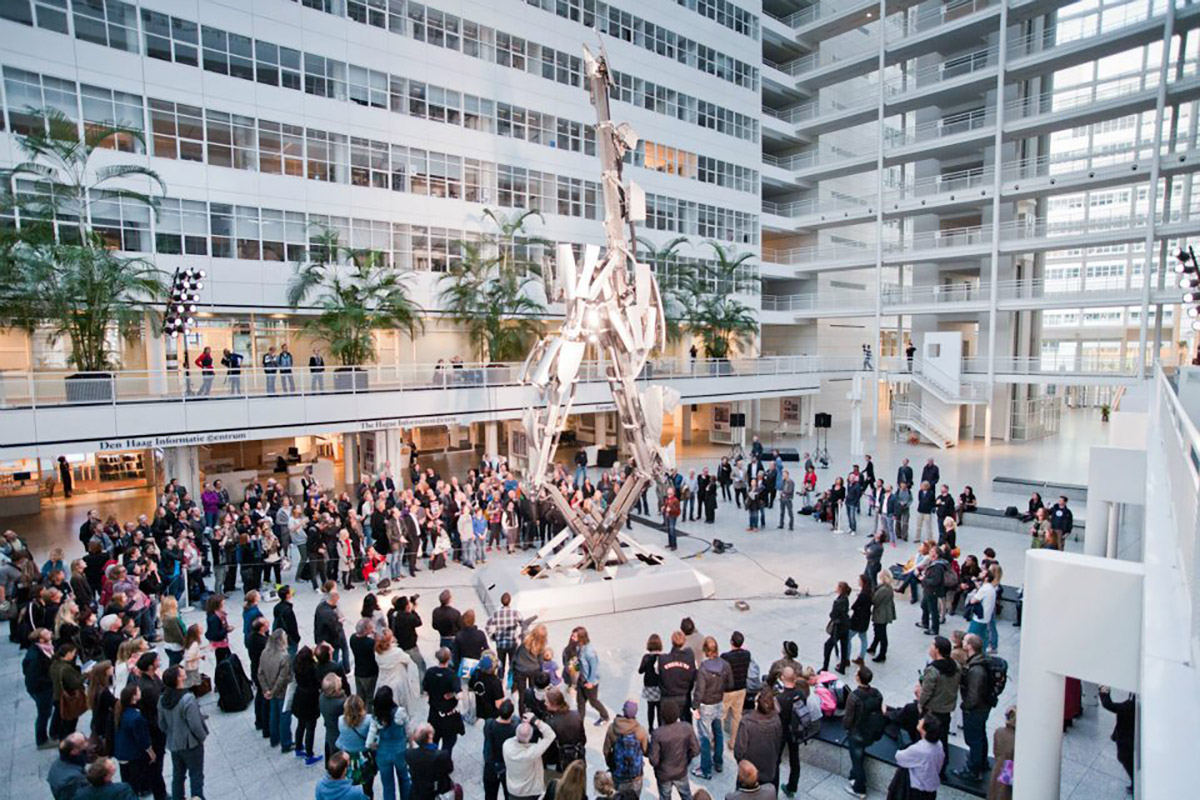 TodaysArt Festival met de Totemobile in 2011