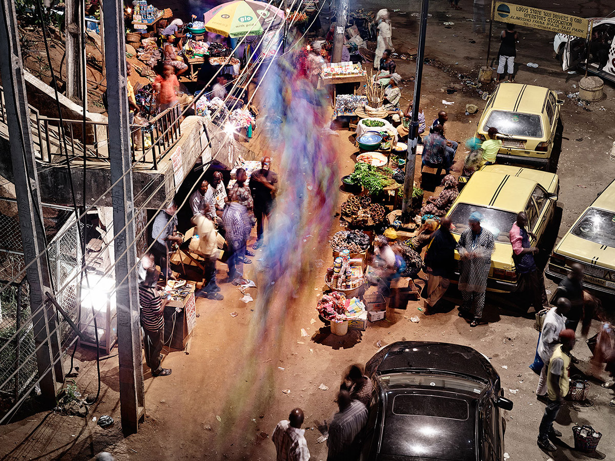 Hans Wilschut, Stream, Lagos, 2014, archival print/diasec matte/plexframe, 60-80 cm