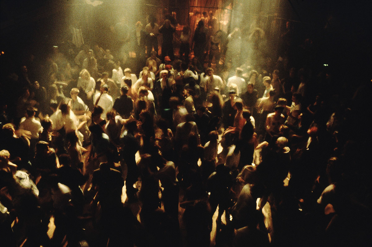 Cleo Campert, The RoXY Archives, Dansvloer