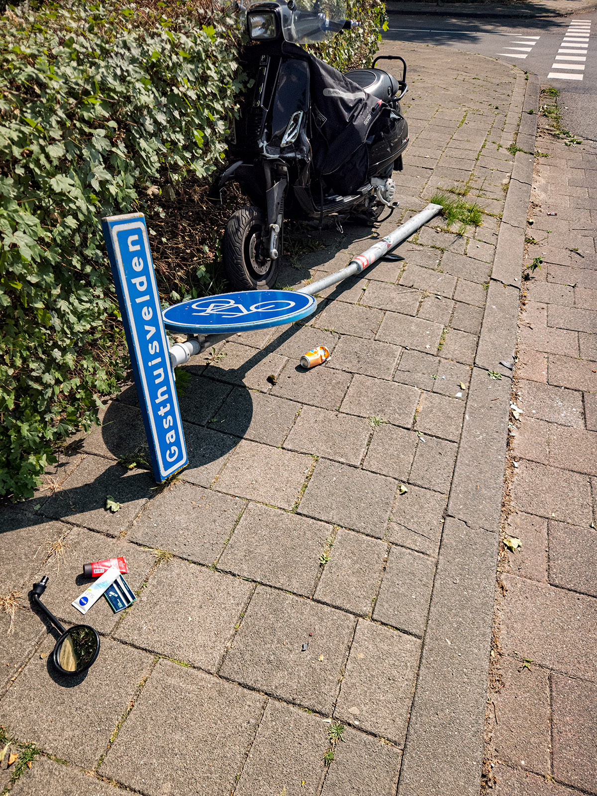 Collectief Brabant is een groep van tien fotografen en beeldmakers die elkaar uitdagen en inspireren.
