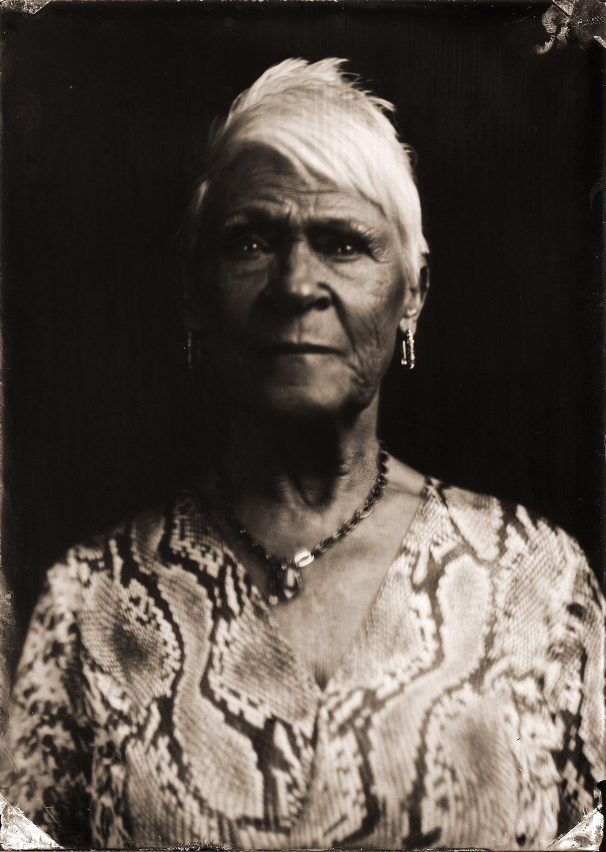 Indra Moonen, Corrie Kempeners