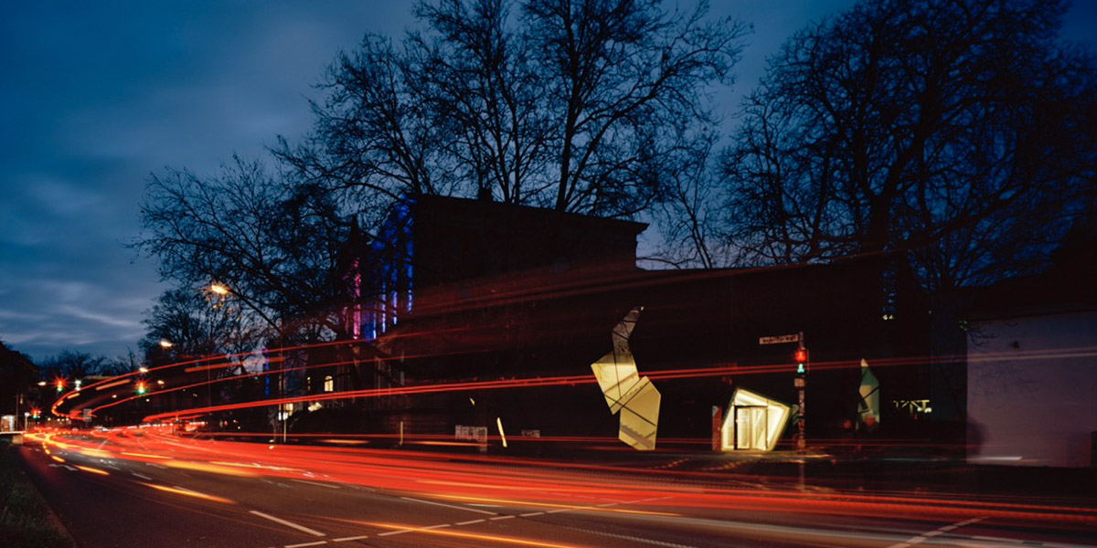 Een boek over een stichting, een huis, een museum, een schilder en zijn tragische verhaal tijdens het Derde Rijk.