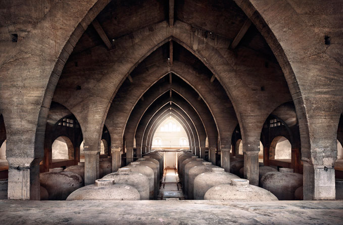 In bijna twintig jaar heeft Jan Stel veel vergane glorie met zijn camera vastgelegd.