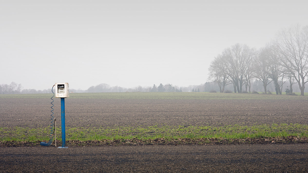 Judith Spook, Vrijstaand in landschap 4e versie
