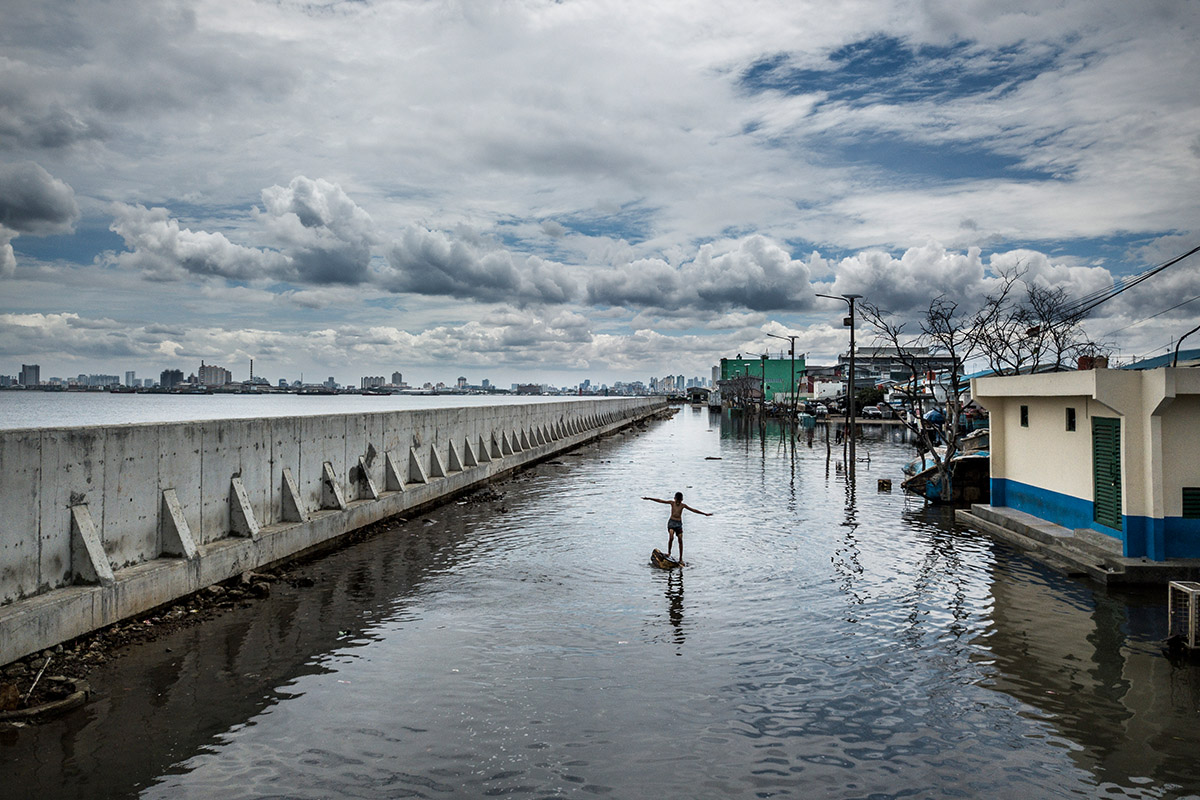 Kadir van Lohuizen, NOOR, Indonesia, Jakarta, 24 December 2018