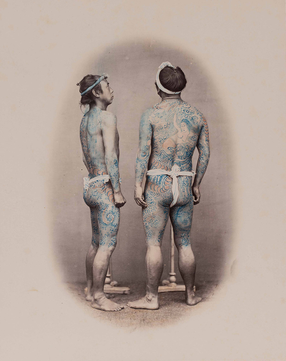 Getatoe&euml;erde bett&omacr; (stalknechten), Baron Raimund von Stillfried, c.1871, 24 x 19 / handgekleurde albuminedruk van glasplaatnegatief (fascimile)
