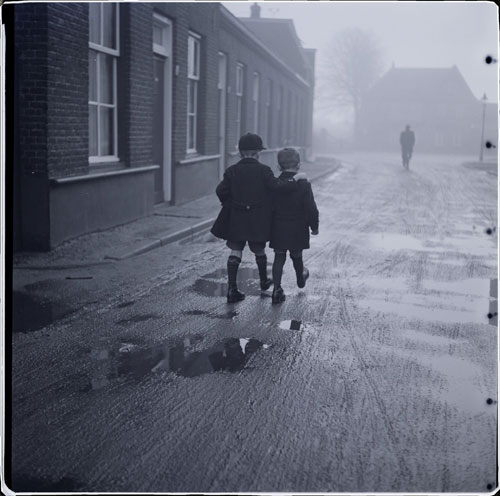 Veel Ossenaren zullen bekend zijn met de foto's van Leo van den Bergh (1912-2009).