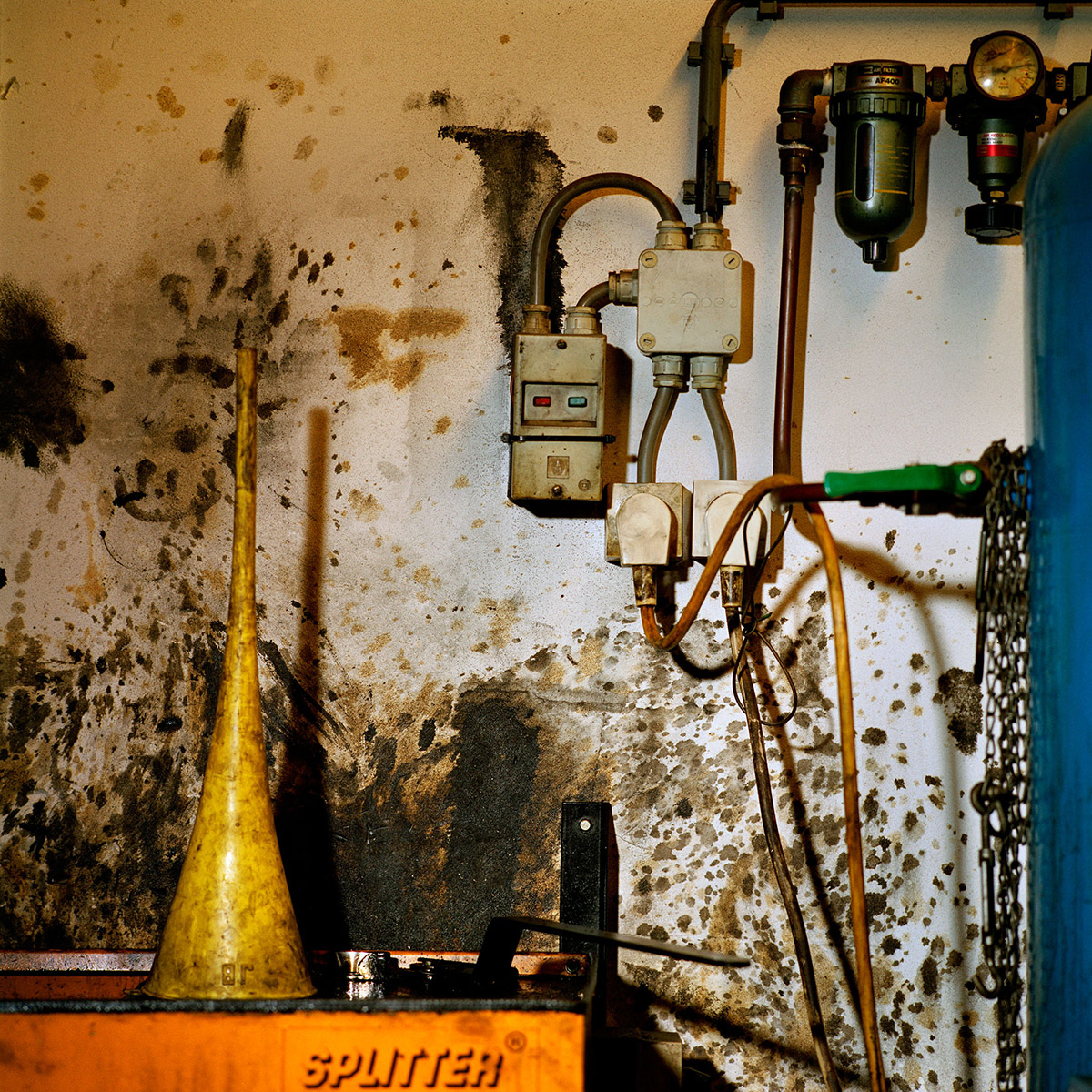 Jacquie Maria Wessels, Garage Still #05/2014 Amsterdam, the Netherlands
