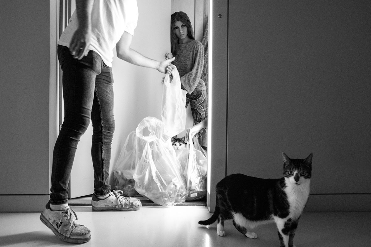 Living alone (together), 2020