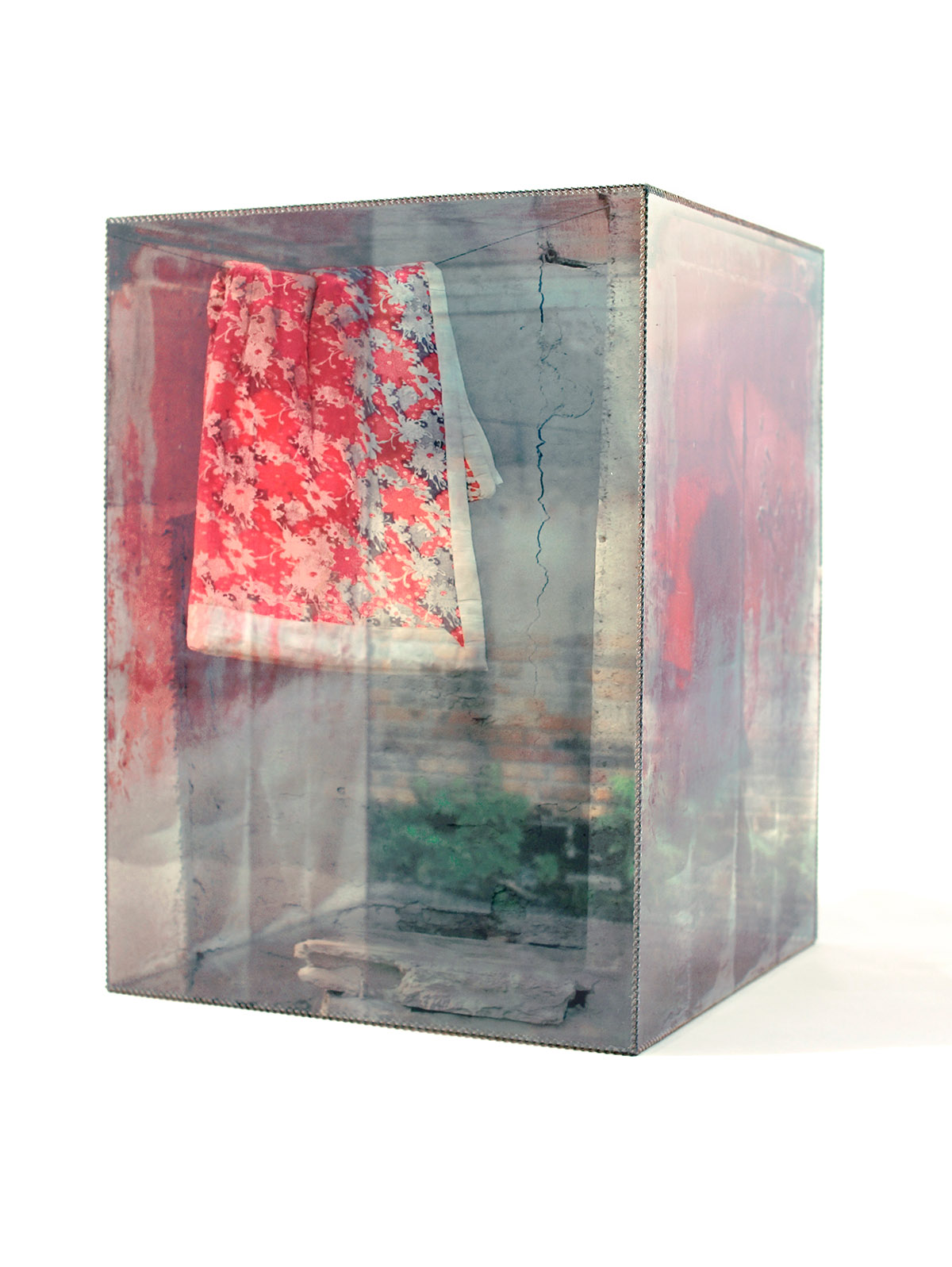 Myungkeun Koh, Laundry -2 (Beijing), 2012, 41 x 30 x 30 cm