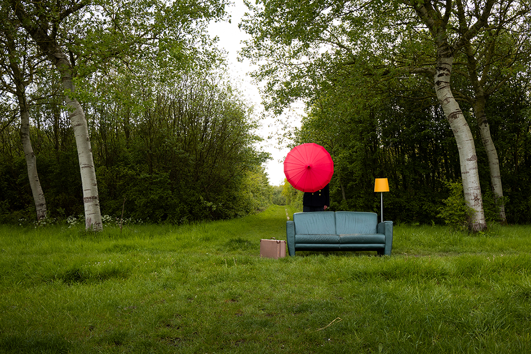 Nina komt uit Westkapelle, waar de omgeving vaak invloed heeft op haar werk.