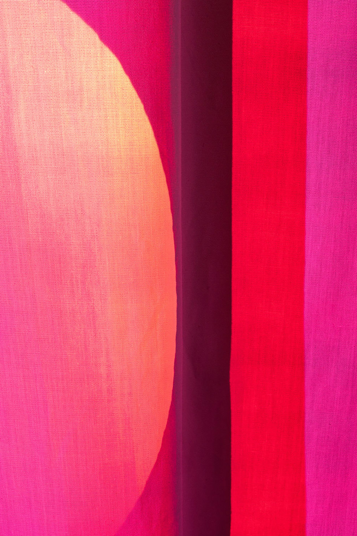 Maarten Rots, Warp and weft, 2024/8, Inkjet print op Hahnem&uuml;hle Photo Rag, 50 x 75 cm