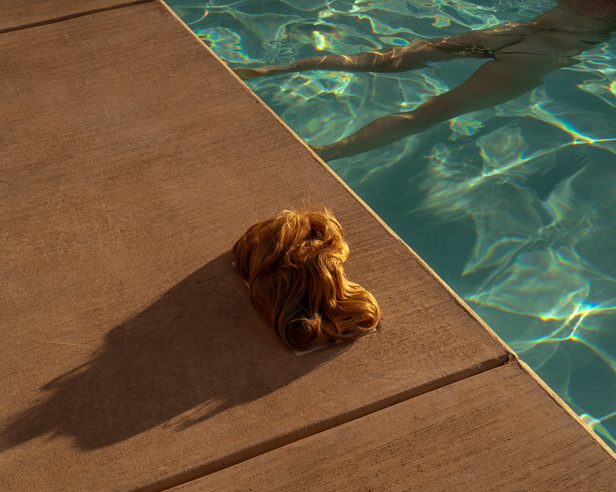 ROOF-A, Tania Franco, Proceed to the route, Pool,Wig (selfportrait)