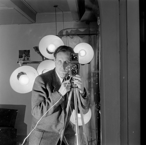 Zelfportret 1950, foto Sem Presser/MAI